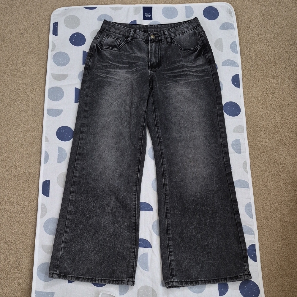 Women's Stylish Charcoal Wide-Leg Jeans Size 26